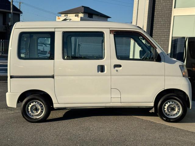 ハイゼットカーゴ スペシャル　軽バン　ＡＴ　両側スライドドア　エアコン　運転席エアバッグ　助手席エアバッグ（15枚目）