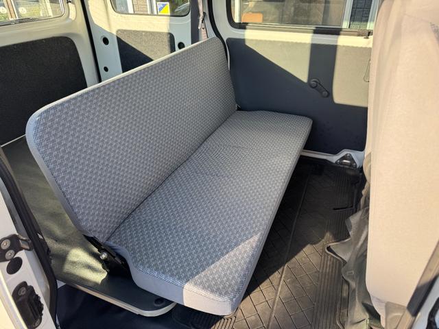 ハイゼットカーゴ スペシャル　軽バン　ＡＴ　両側スライドドア　エアコン　運転席エアバッグ　助手席エアバッグ（65枚目）