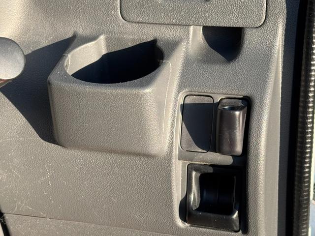 ハイゼットカーゴ スペシャル　軽バン　ＡＴ　両側スライドドア　エアコン　運転席エアバッグ　助手席エアバッグ（71枚目）