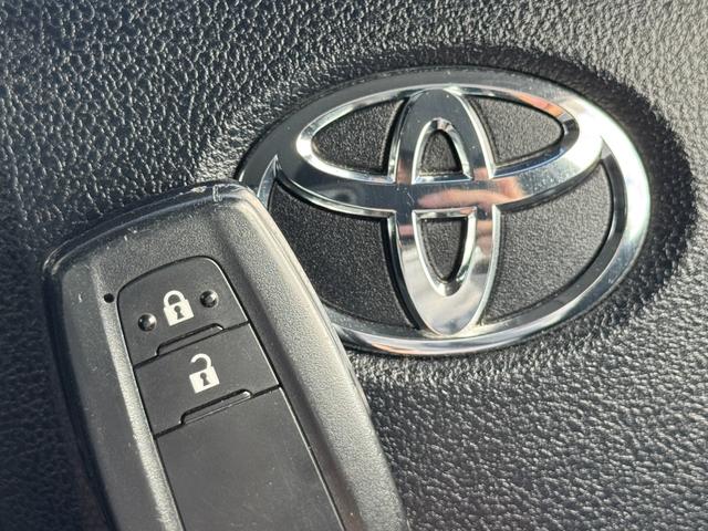 プリウス S ドライブレコーダー ETC レーンアシスト オートクルーズコントロール 衝突被害軽減システム バックカメラ ナビ TV アルミホイール オートマチックハイビーム オートライト LEDヘッドランプ(11枚目)