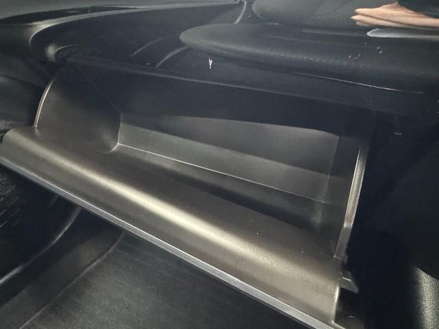 プリウス S ドライブレコーダー ETC レーンアシスト オートクルーズコントロール 衝突被害軽減システム バックカメラ ナビ TV アルミホイール オートマチックハイビーム オートライト LEDヘッドランプ(28枚目)