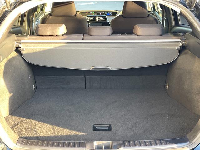 プリウス S ETC バックカメラ TV アルミホイール オートライト LEDヘッドランプ スマートキー 電動格納ミラー CVT 盗難防止システム 衝突安全ボディ ABS ESC CD Bluetooth エアコン(18枚目)