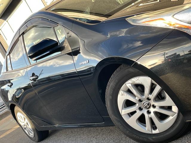 プリウス S ETC バックカメラ TV アルミホイール オートライト LEDヘッドランプ スマートキー 電動格納ミラー CVT 盗難防止システム 衝突安全ボディ ABS ESC CD Bluetooth エアコン(21枚目)