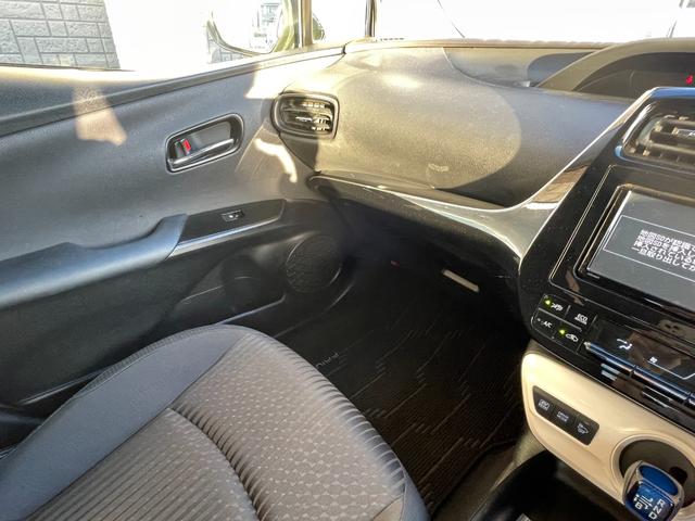 プリウス S ETC バックカメラ TV アルミホイール オートライト LEDヘッドランプ スマートキー 電動格納ミラー CVT 盗難防止システム 衝突安全ボディ ABS ESC CD Bluetooth エアコン(29枚目)