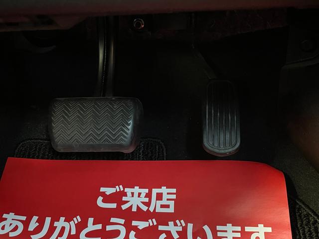 プリウス S ETC バックカメラ TV アルミホイール オートライト LEDヘッドランプ スマートキー 電動格納ミラー CVT 盗難防止システム 衝突安全ボディ ABS ESC CD Bluetooth エアコン(35枚目)