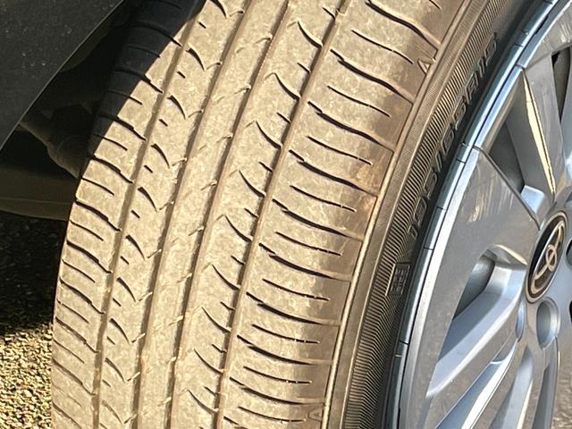 プリウス S ETC バックカメラ TV アルミホイール オートライト LEDヘッドランプ スマートキー 電動格納ミラー CVT 盗難防止システム 衝突安全ボディ ABS ESC CD Bluetooth エアコン(39枚目)