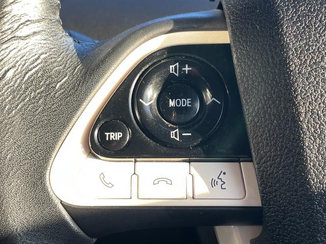プリウス S ETC バックカメラ TV アルミホイール オートライト LEDヘッドランプ スマートキー 電動格納ミラー CVT 盗難防止システム 衝突安全ボディ ABS ESC CD Bluetooth エアコン(57枚目)