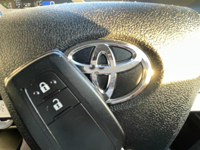 プリウス S ETC バックカメラ TV アルミホイール オートライト LEDヘッドランプ スマートキー 電動格納ミラー CVT 盗難防止システム 衝突安全ボディ ABS ESC CD Bluetooth エアコン(63枚目)