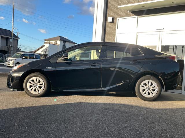 プリウス S ETC バックカメラ TV アルミホイール オートライト LEDヘッドランプ スマートキー 電動格納ミラー CVT 盗難防止システム 衝突安全ボディ ABS ESC CD Bluetooth エアコン(64枚目)