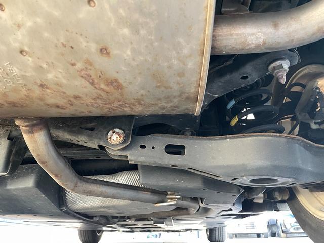 プリウス S ETC バックカメラ TV アルミホイール オートライト LEDヘッドランプ スマートキー 電動格納ミラー CVT 盗難防止システム 衝突安全ボディ ABS ESC CD Bluetooth エアコン(70枚目)