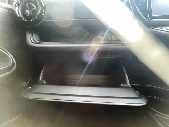 アクア S ドライブレコーダー ETC バックカメラ ナビ TV キーレスエントリー 電動格納ミラー CVT 衝突安全ボディ ABS ESC Bluetooth エアコン パワーステアリング パワーウィンドウ(11枚目)