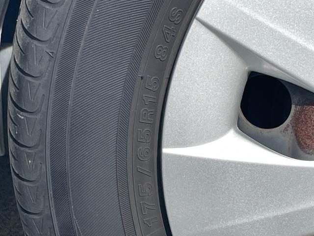 アクア S ドライブレコーダー ETC バックカメラ ナビ TV キーレスエントリー 電動格納ミラー CVT 衝突安全ボディ ABS ESC Bluetooth エアコン パワーステアリング パワーウィンドウ(39枚目)