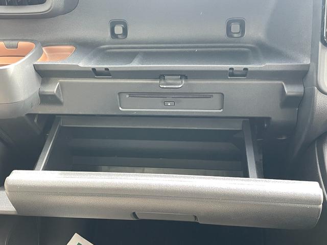 シエンタ ハイブリッドZ ETC バックカメラ ナビ TV クリアランスソナー オートクルーズコントロール レーンアシスト 衝突被害軽減システム 両側電動スライドドア オートマチックハイビーム オートライト LEDヘッドランプ(53枚目)