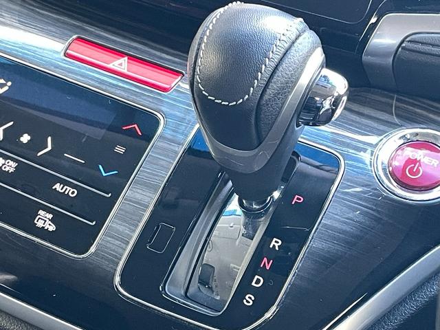 オデッセイハイブリッド ハイブリッドアブソルート・ホンダセンシングEXパック ハイブリッド ドライブレコーダー ETC 全周囲カメラ ナビ TV 両側電動スライドドア オートクルーズコントロール レーンアシスト 衝突被害軽減システム オートライト LEDヘッドランプ(10枚目)