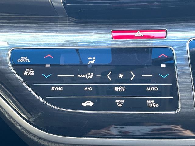 オデッセイハイブリッド ハイブリッドアブソルート・ホンダセンシングEXパック ハイブリッド ドライブレコーダー ETC 全周囲カメラ ナビ TV 両側電動スライドドア オートクルーズコントロール レーンアシスト 衝突被害軽減システム オートライト LEDヘッドランプ(11枚目)