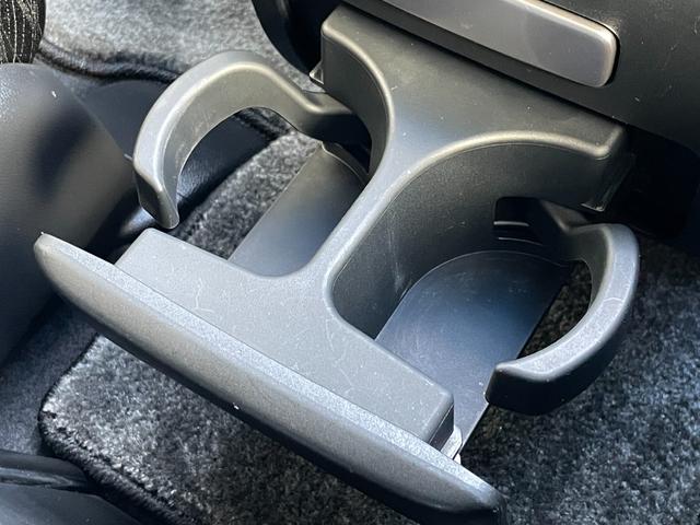 オデッセイハイブリッド ハイブリッドアブソルート・ホンダセンシングEXパック ハイブリッド ドライブレコーダー ETC 全周囲カメラ ナビ TV 両側電動スライドドア オートクルーズコントロール レーンアシスト 衝突被害軽減システム オートライト LEDヘッドランプ(31枚目)