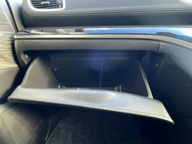 オデッセイハイブリッド ハイブリッドアブソルート・ホンダセンシングEXパック ハイブリッド ドライブレコーダー ETC 全周囲カメラ ナビ TV 両側電動スライドドア オートクルーズコントロール レーンアシスト 衝突被害軽減システム オートライト LEDヘッドランプ(53枚目)