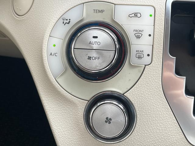 シエンタ ハイブリッドG バックカメラ ナビ TV レーンアシスト 衝突被害軽減システム 両側電動スライドドア オートマチックハイビーム スマートキー 電動格納ミラー 3列シート CVT CD Bluetooth(7枚目)