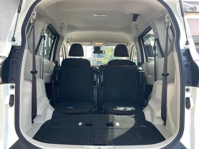 シエンタ ハイブリッドG バックカメラ ナビ TV レーンアシスト 衝突被害軽減システム 両側電動スライドドア オートマチックハイビーム スマートキー 電動格納ミラー 3列シート CVT CD Bluetooth(19枚目)