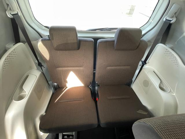 シエンタ ハイブリッドG バックカメラ ナビ TV レーンアシスト 衝突被害軽減システム 両側電動スライドドア オートマチックハイビーム スマートキー 電動格納ミラー 3列シート CVT CD Bluetooth(47枚目)