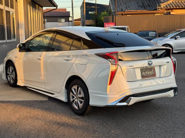 プリウス Sセーフティプラス ETC クリアランスソナー レーンアシスト オートクルーズコントロール パークアシスト 衝突被害軽減システム バックカメラ ナビ TV アルミホイール オートマチックハイビーム オートライト(16枚目)