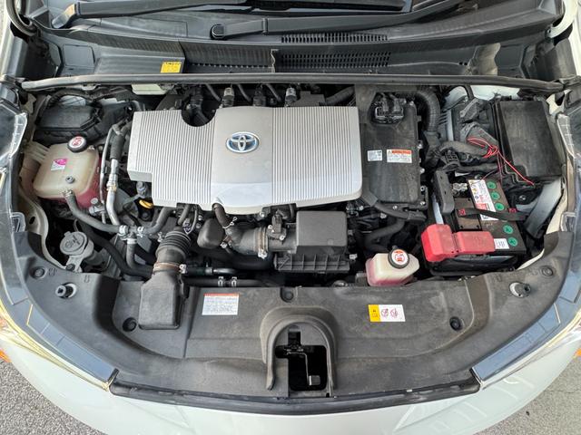 プリウス Sセーフティプラス ETC クリアランスソナー レーンアシスト オートクルーズコントロール パークアシスト 衝突被害軽減システム バックカメラ ナビ TV アルミホイール オートマチックハイビーム オートライト(20枚目)