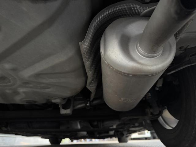 プリウスアルファ G ドライブレコーダー ETC ナビ TV クリアランスソナー オートクルーズコントロール アルミホイール スマートキー 電動格納ミラー 3列シート CVT 盗難防止システム 衝突安全ボディ ABS(22枚目)