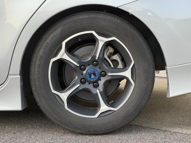 プリウスアルファ G ドライブレコーダー ETC ナビ TV クリアランスソナー オートクルーズコントロール アルミホイール スマートキー 電動格納ミラー 3列シート CVT 盗難防止システム 衝突安全ボディ ABS(54枚目)