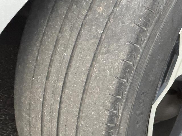 プリウスアルファ G ドライブレコーダー ETC ナビ TV クリアランスソナー オートクルーズコントロール アルミホイール スマートキー 電動格納ミラー 3列シート CVT 盗難防止システム 衝突安全ボディ ABS(55枚目)