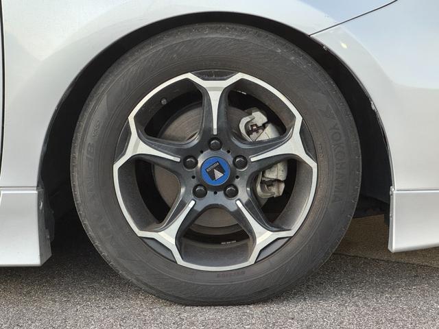 プリウスアルファ G ドライブレコーダー ETC ナビ TV クリアランスソナー オートクルーズコントロール アルミホイール スマートキー 電動格納ミラー 3列シート CVT 盗難防止システム 衝突安全ボディ ABS(58枚目)