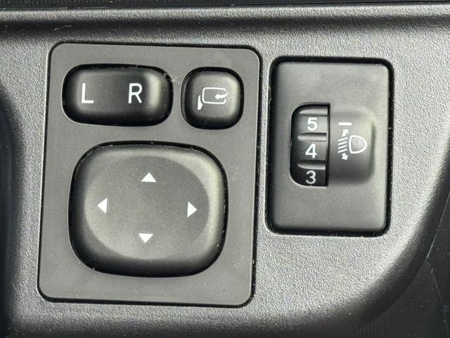 アクア Sスタイルブラック ドライブレコーダー ETC バックカメラ ナビ TV レーンアシスト 衝突被害軽減システム アルミホイール オートマチックハイビーム オートライト スマートキー アイドリングストップ 電動格納ミラー(36枚目)