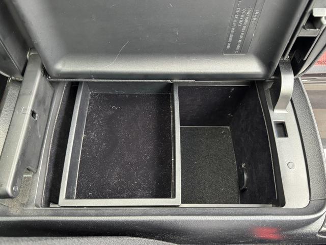 クラウンハイブリッド アスリートS ETC クリアランスソナー オートクルーズコントロール バックカメラ ナビ アルミホイール オートライト HID サンルーフ CVT スマートキー 電動格納ミラー 盗難防止システム パワーシート CD(65枚目)