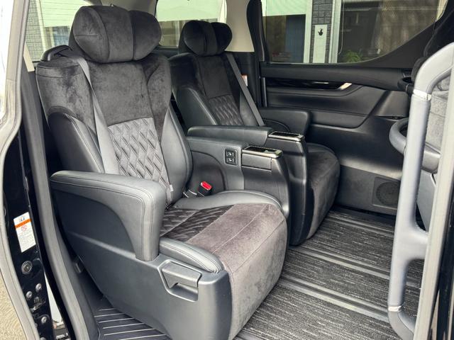 アルファード 2.5S Cパッケージ ETC バックカメラ ナビ TV クリアランスソナー オートクルーズコントロール 両側電動スライドドア オートライト LEDヘッドランプ 電動リアゲート スマートキー 電動格納ミラー 3列シート(59枚目)