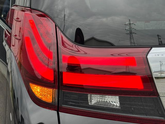 アルファード 2.5S Cパッケージ ETC バックカメラ ナビ TV クリアランスソナー オートクルーズコントロール 両側電動スライドドア オートライト LEDヘッドランプ 電動リアゲート スマートキー 電動格納ミラー 3列シート(70枚目)