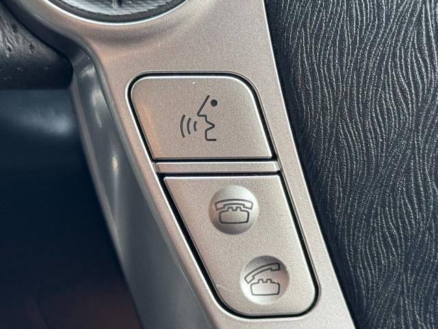 プリウスアルファ S ETC バックカメラ ナビ TV オートクルーズコントロール アルミホイール オートライト スマートキー 電動格納ミラー CVT 盗難防止システム 衝突安全ボディ ABS ESC CD USB(26枚目)