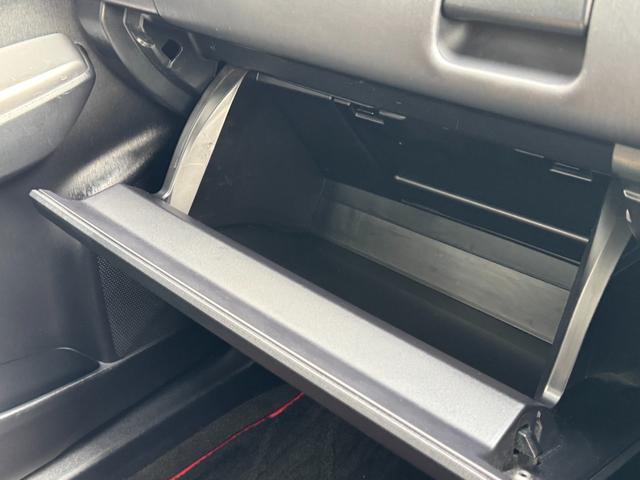 プリウスアルファ S ETC バックカメラ ナビ TV オートクルーズコントロール アルミホイール オートライト スマートキー 電動格納ミラー CVT 盗難防止システム 衝突安全ボディ ABS ESC CD USB(51枚目)