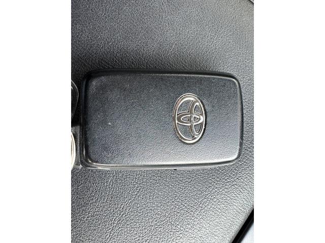 プリウスアルファ S ETC バックカメラ ナビ TV オートクルーズコントロール アルミホイール オートライト スマートキー 電動格納ミラー CVT 盗難防止システム 衝突安全ボディ ABS ESC CD USB(63枚目)