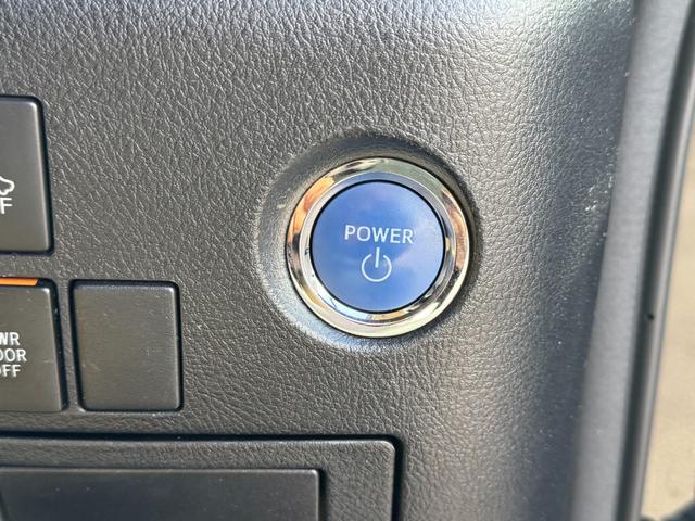 アルファードハイブリッド Ｇ　４ＷＤ　ＥＴＣ　バックカメラ　ナビ　ＴＶ　クリアランスソナー　オートクルーズコントロール　両側電動スライドドア　オートライト　ＬＥＤヘッドランプ　スマートキー　アイドリングストップ　電動格納ミラー（8枚目）