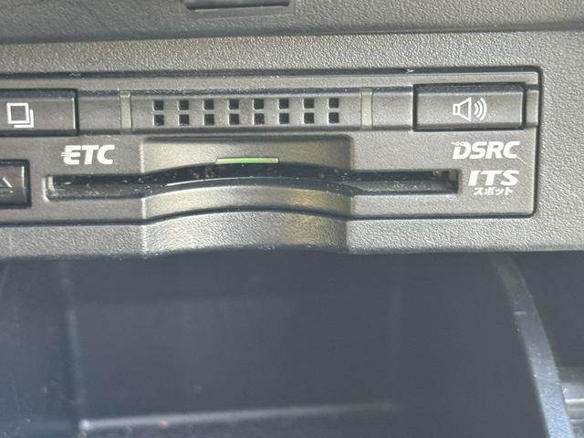 アルファードハイブリッド Ｇ　４ＷＤ　ＥＴＣ　バックカメラ　ナビ　ＴＶ　クリアランスソナー　オートクルーズコントロール　両側電動スライドドア　オートライト　ＬＥＤヘッドランプ　スマートキー　アイドリングストップ　電動格納ミラー（9枚目）