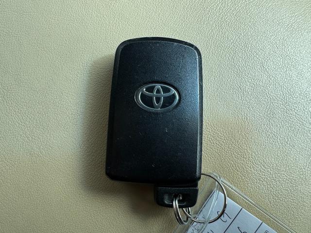 アルファードハイブリッド Ｇ　４ＷＤ　ＥＴＣ　バックカメラ　ナビ　ＴＶ　クリアランスソナー　オートクルーズコントロール　両側電動スライドドア　オートライト　ＬＥＤヘッドランプ　スマートキー　アイドリングストップ　電動格納ミラー（37枚目）