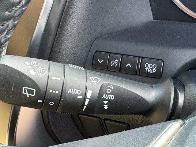 アルファードハイブリッド Ｇ　４ＷＤ　ＥＴＣ　バックカメラ　ナビ　ＴＶ　クリアランスソナー　オートクルーズコントロール　両側電動スライドドア　オートライト　ＬＥＤヘッドランプ　スマートキー　アイドリングストップ　電動格納ミラー（48枚目）