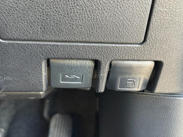 アルファードハイブリッド Ｇ　４ＷＤ　ＥＴＣ　バックカメラ　ナビ　ＴＶ　クリアランスソナー　オートクルーズコントロール　両側電動スライドドア　オートライト　ＬＥＤヘッドランプ　スマートキー　アイドリングストップ　電動格納ミラー（53枚目）