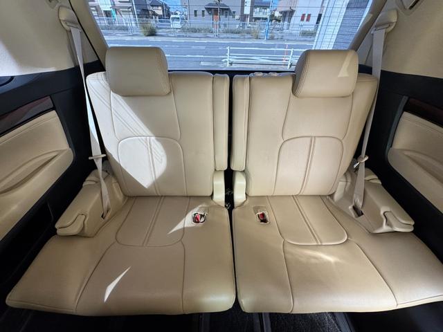 アルファードハイブリッド Ｇ　４ＷＤ　ＥＴＣ　バックカメラ　ナビ　ＴＶ　クリアランスソナー　オートクルーズコントロール　両側電動スライドドア　オートライト　ＬＥＤヘッドランプ　スマートキー　アイドリングストップ　電動格納ミラー（69枚目）