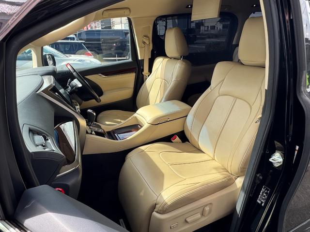 アルファードハイブリッド Ｇ　４ＷＤ　ＥＴＣ　バックカメラ　ナビ　ＴＶ　クリアランスソナー　オートクルーズコントロール　両側電動スライドドア　オートライト　ＬＥＤヘッドランプ　スマートキー　アイドリングストップ　電動格納ミラー（70枚目）