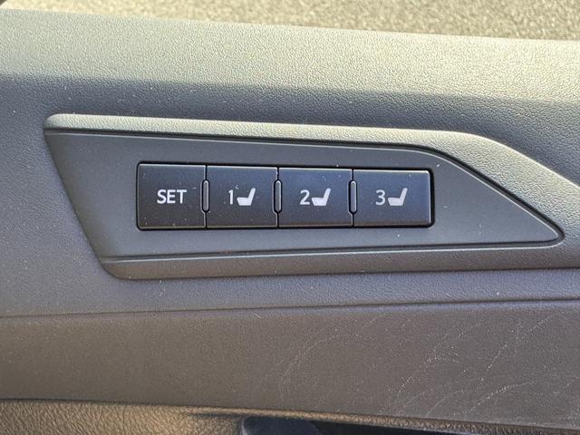 アルファードハイブリッド Ｇ　４ＷＤ　ＥＴＣ　バックカメラ　ナビ　ＴＶ　クリアランスソナー　オートクルーズコントロール　両側電動スライドドア　オートライト　ＬＥＤヘッドランプ　スマートキー　アイドリングストップ　電動格納ミラー（71枚目）