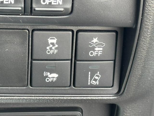 オデッセイハイブリッド ハイブリッドアブソルート・ホンダセンシング ハイブリッド ETC バックカメラ ナビ TV 両側電動スライドドア オートクルーズコントロール レーンアシスト 衝突被害軽減システム オートライト LEDヘッドランプ スマートキー 電動格納ミラー(10枚目)