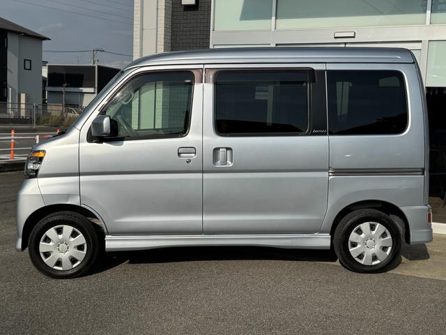 アトレーワゴン カスタムターボR ETC 両側スライドドア キーレスエントリー 電動格納ミラー AT 盗難防止システム ABS CD 衝突安全ボディ エアコン パワーステアリング パワーウィンドウ(18枚目)