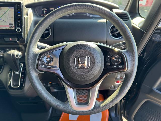 N-BOXカスタム G・Lホンダセンシング 両側電動スライドドア ナビ TV オートクルーズコントロール レーンアシスト 衝突被害軽減システム オートライト LEDヘッドランプ スマートキー アイドリングストップ 電動格納ミラー CVT(3枚目)