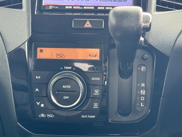 パレットＳＷ ＴＳ　ＥＴＣ　両側電動スライドドア　ナビ　ＴＶ　オートライト　ＨＩＤ　スマートキー　電動格納ミラー　ベンチシート　ＣＶＴ　盗難防止システム　ＡＢＳ　ＣＤ　ＵＳＢ　アルミホイール　衝突安全ボディ　エアコン（9枚目）