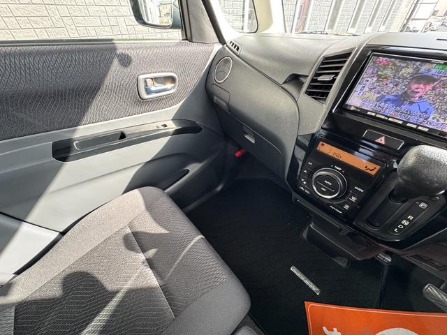 パレットＳＷ ＴＳ　ＥＴＣ　両側電動スライドドア　ナビ　ＴＶ　オートライト　ＨＩＤ　スマートキー　電動格納ミラー　ベンチシート　ＣＶＴ　盗難防止システム　ＡＢＳ　ＣＤ　ＵＳＢ　アルミホイール　衝突安全ボディ　エアコン（49枚目）